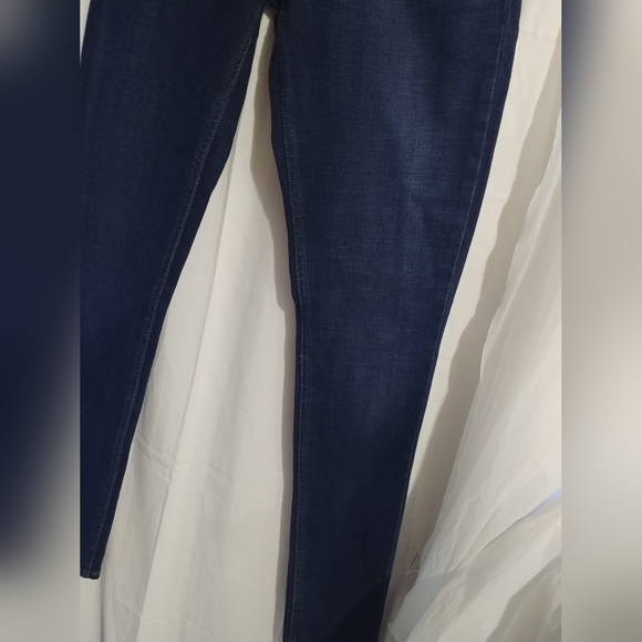 Levis size 3 - Picture 5 of 7